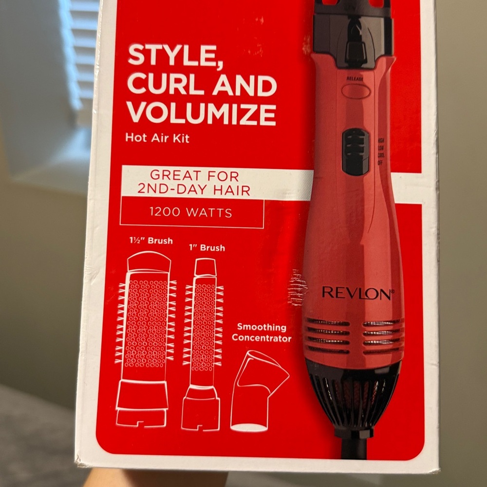 UNOPENED BOX Revlon Red Hot Air Styling Kit - Picture 2 of 4
